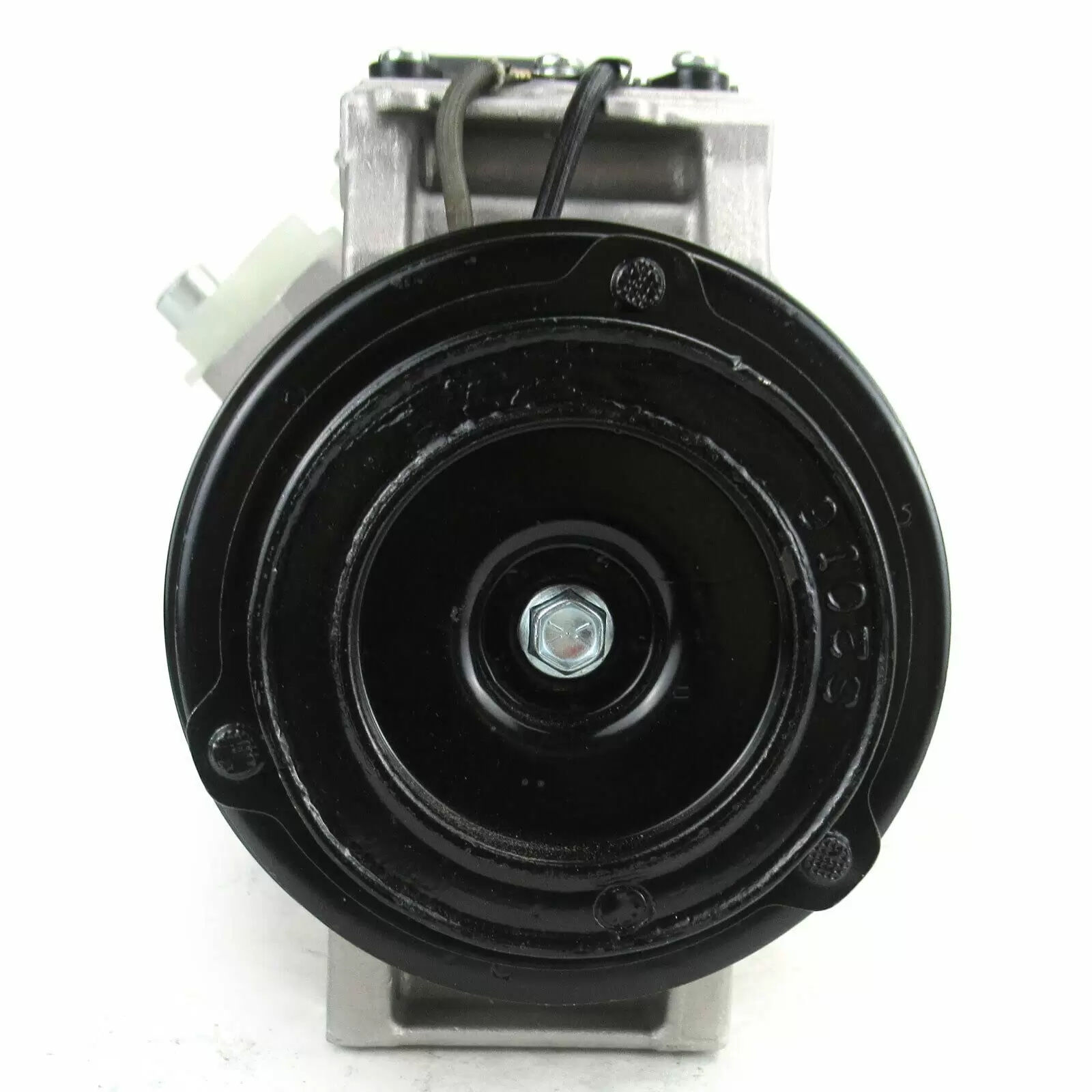 Air Conditioning Compressor Clutches for BMW X5 E53 3.0D 3.0i 4.4i 2000-2006 A/C Compressor 12V Air Conditioning Compressor Clutches for BMW X5 E53 3.0D 3.0i 4.4i 2000-2006 A/C Compressor 12V