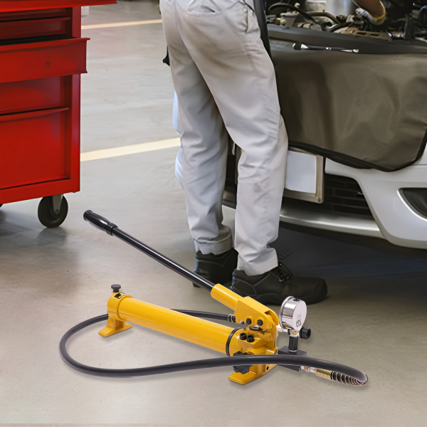 Manual Hydraulic Hand Pump Hydraulic Hand Pump Manual Hydraulic Pump with Pressure Gauge Long Non-slip Handle High-pressure Oil Pipe Large Oil Storage