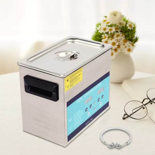 Ultrasonic cleaning machine, eyeglass cleaning machine with cleaning basket