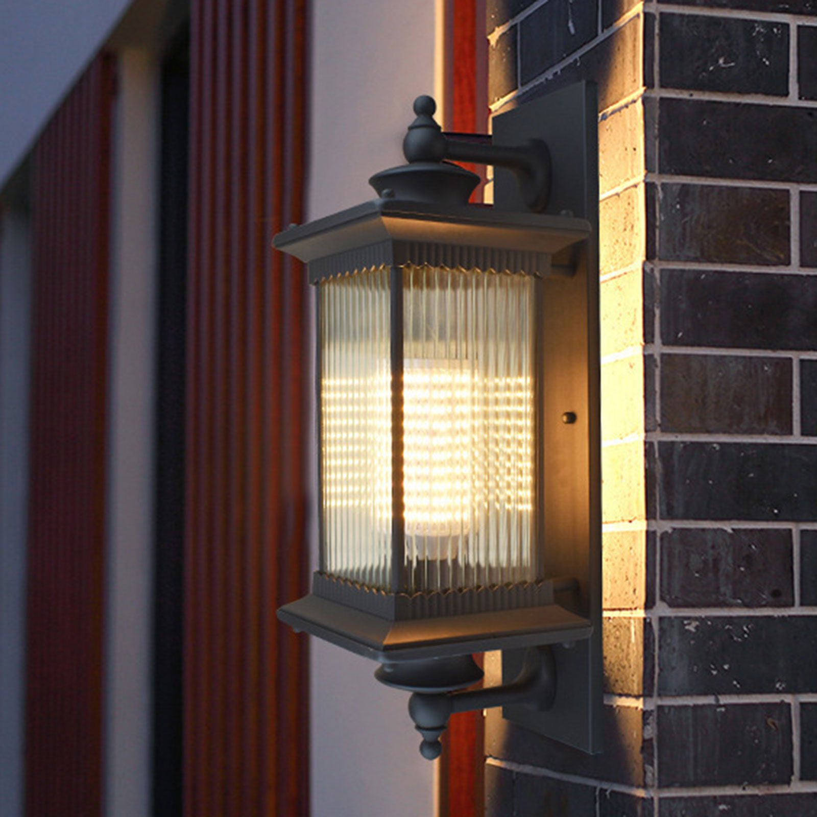 9.4 * 11.4inch Outdoor Wall Light for Outdoor Use, such as a Doorway, Patio, Garage, Courtyard, Garden 9.4 * 11.4inch Outdoor Wall Light for Outdoor Use, such as a Doorway, Patio, Garage, Courtyard, Garden