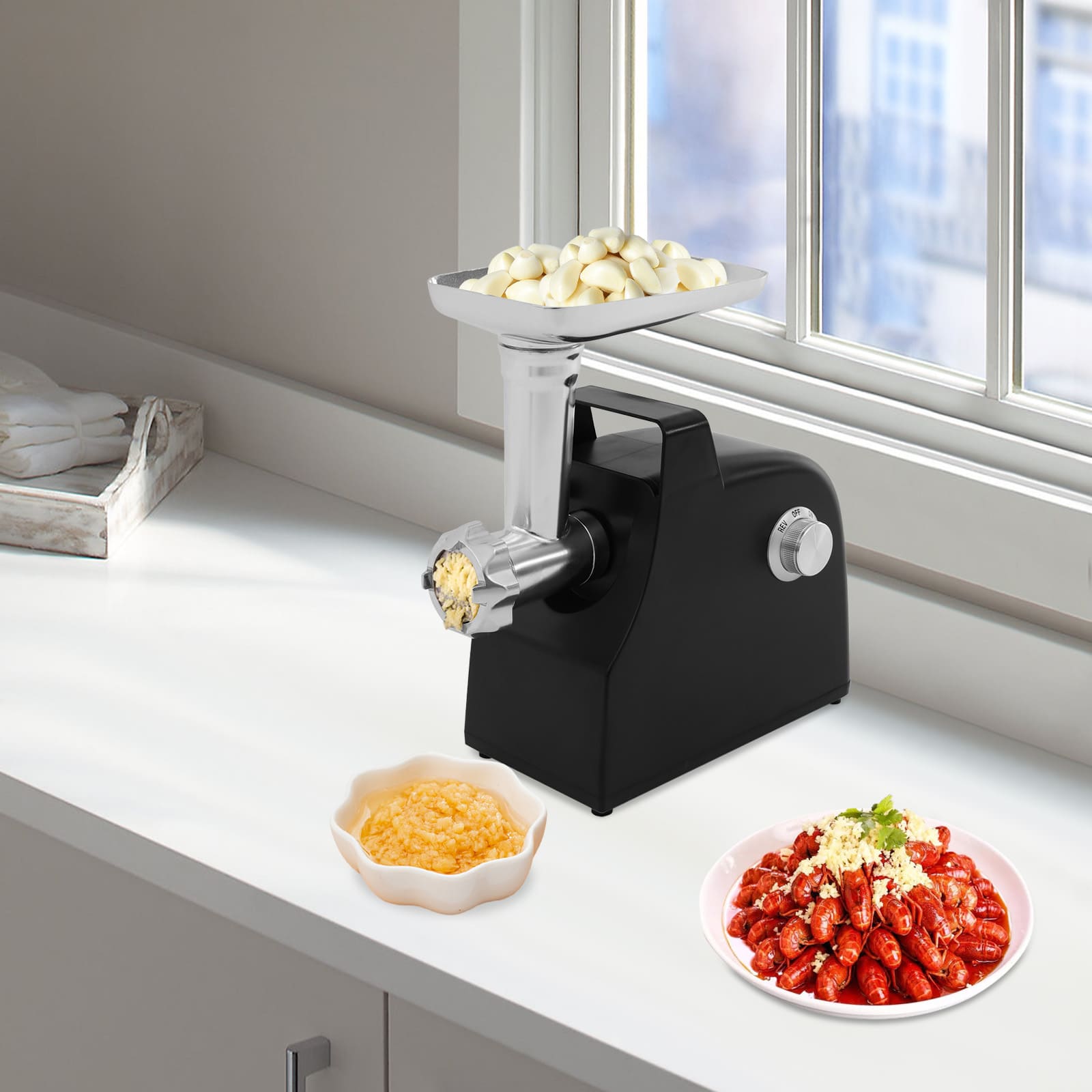Multifunctional meat mincer kit, electric meat mincer with handle, for making meatballs, meat sauce and sausage Multifunctional meat mincer kit, electric meat mincer with handle, for making meatballs, meat sauce and sausage