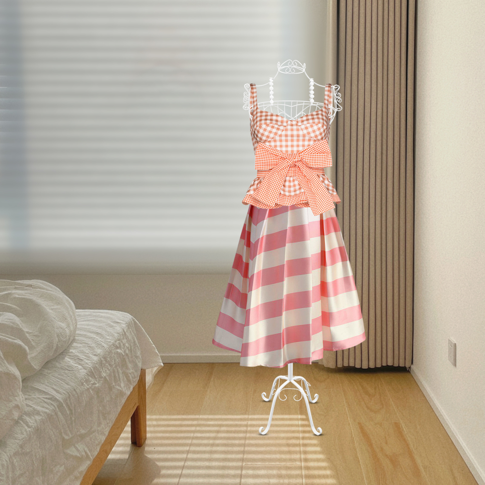 Model Display Stand, Mannequin Dress Form Display Stand, Female Dress Form Stand for Sewing Display - White