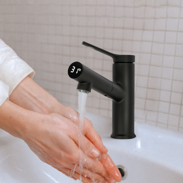 Bathroom Retractable Temperature Display Faucet Single Handle Mixer Tap G1/2" Bathroom Sink Faucet For Homes Kitchens Bathrooms Black