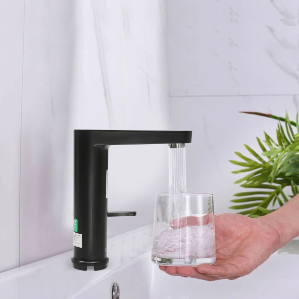 Electric Faucet With Instant Water Heater 3200w With LED Temperature Indicator 30-60℃ For Homes Kitchens Bathrooms Restaurants Black Electric Faucet With Instant Water Heater 3200w With LED Temperature Indicator 30-60℃ For Homes Kitchens Bathrooms Restaurants Black