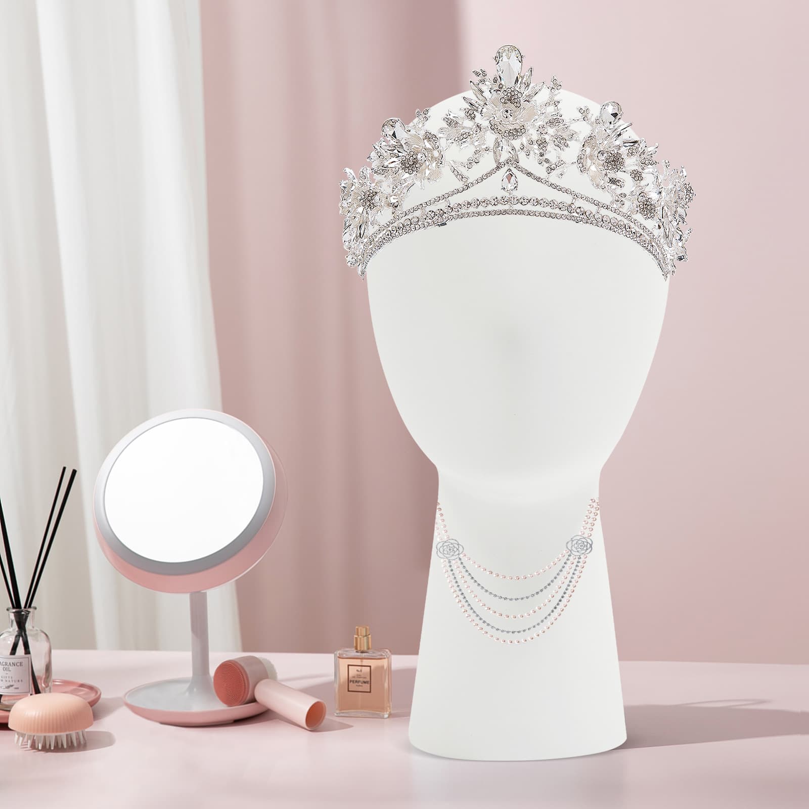 Short display head model head circumference 56cm-white, hat wig display stand, simulation head display stand, mannequin head stand Short display head model head circumference 56cm-white, hat wig display stand, simulation head display stand, mannequin head stand