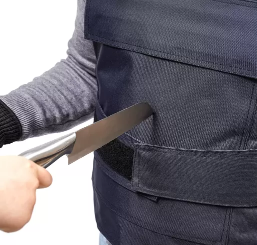Protective vest against sharp weapons - Discreet wear - Front and rear upper body protection