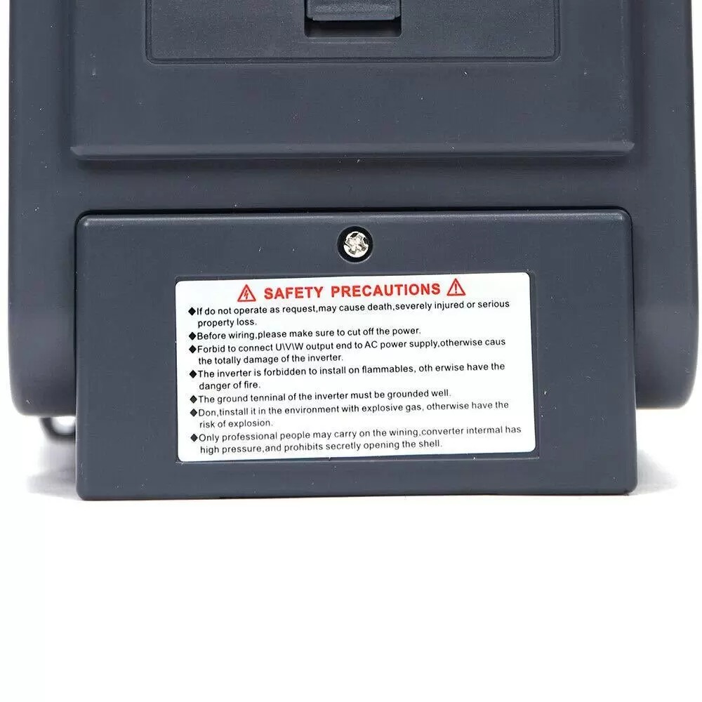 5A 220V AC Frequency Converter VSD Motor VFD Converter 0.75kW Speed Controller for Single Phase Motor 5A 220V AC Frequency Converter VSD Motor VFD Converter 0.75kW Speed Controller for Single Phase Motor