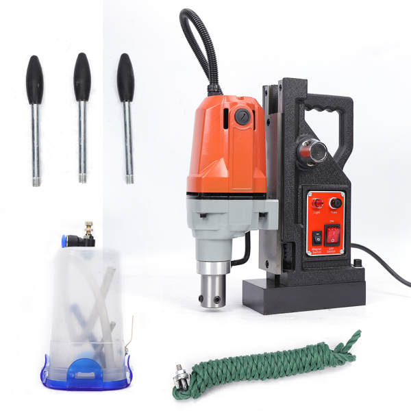 MD40 Magnetic Drill 12-40 mm 1100 W 550 rpm 12,000 N