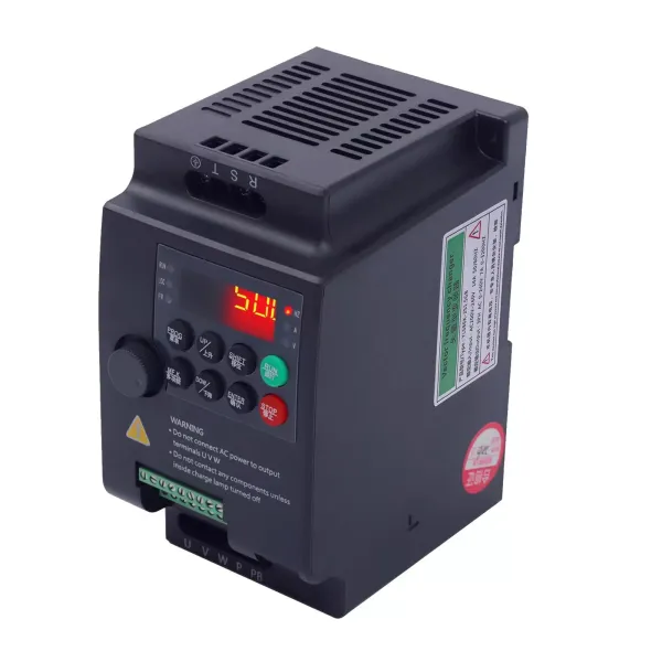 AC 220V/1.5KW 2HP 7A CNC VFD converter single phase to 3 phase for spindle motor speed control